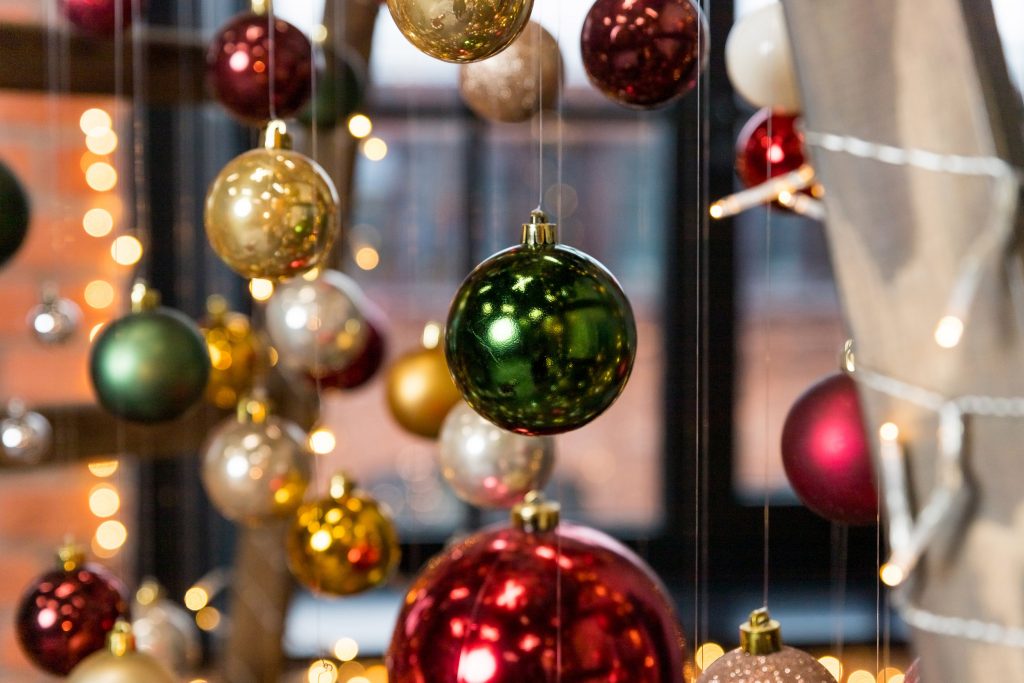How to create the perfect Christmas feel for your hotel - Burgess ...