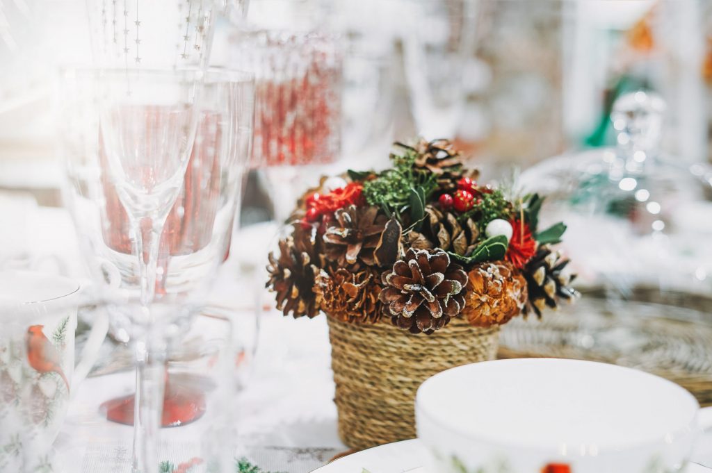 An eco-friendly Christmas decoration guide for hospitality - Burgess ...
