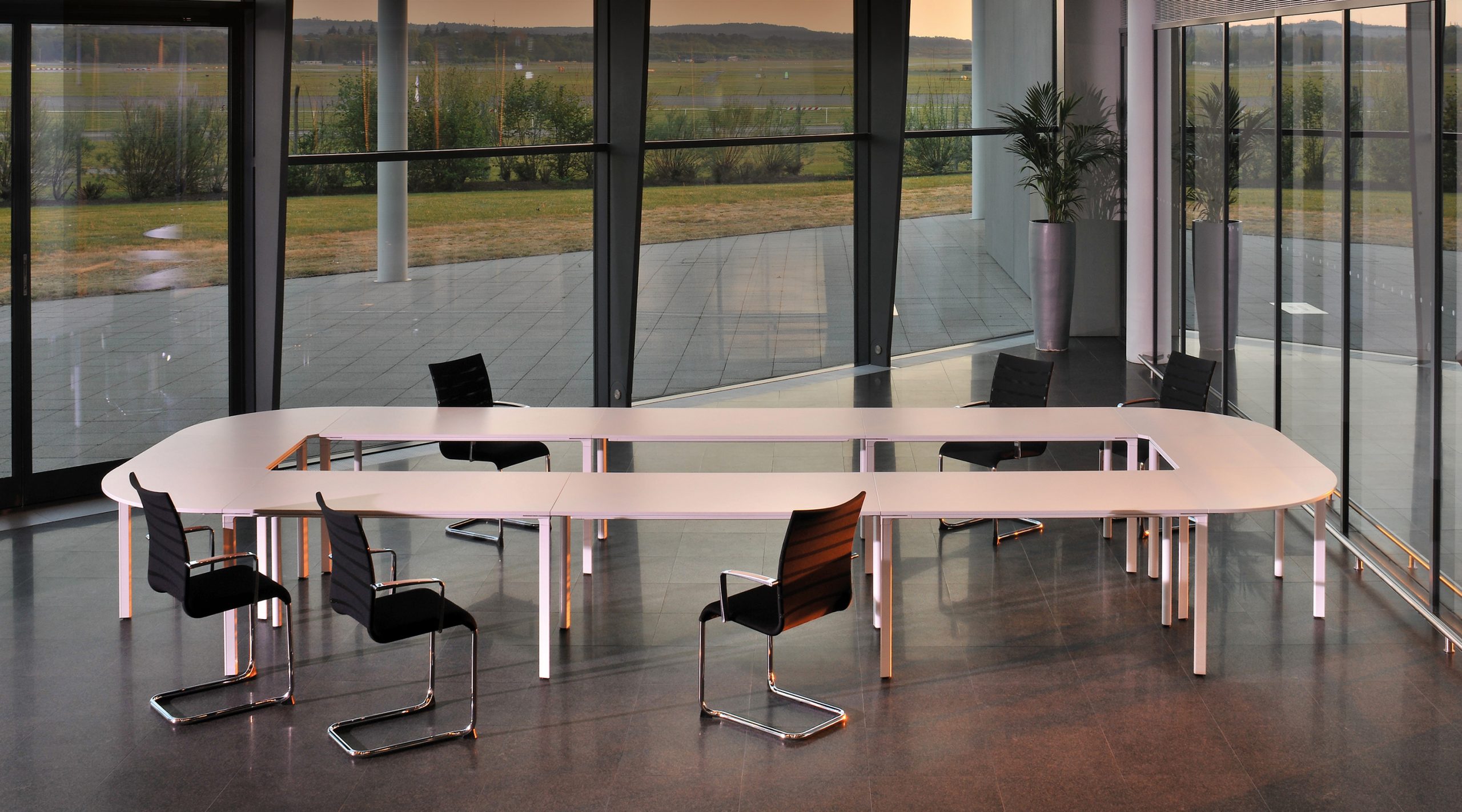 Meet-U-meeting-room Meet U meeting room