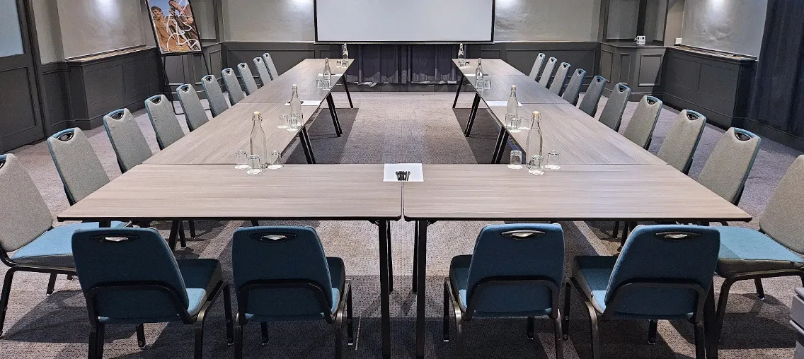 Mercure Birmingham Ouest – Inicio Président et A-Fold table